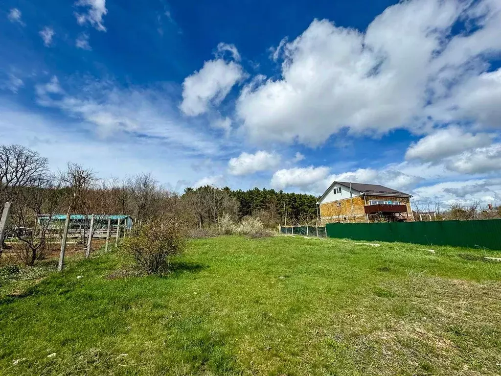 Участок в Крым, Кировский район, Старый Крым городское поселение ул. ... - Фото 1