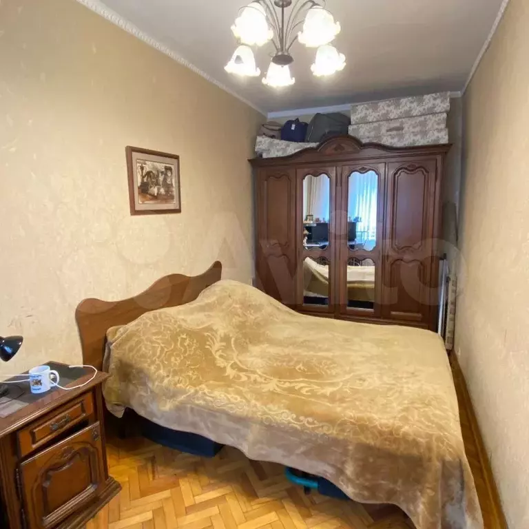 Комната 45 м в 3-к., 2/5 эт. - Фото 1