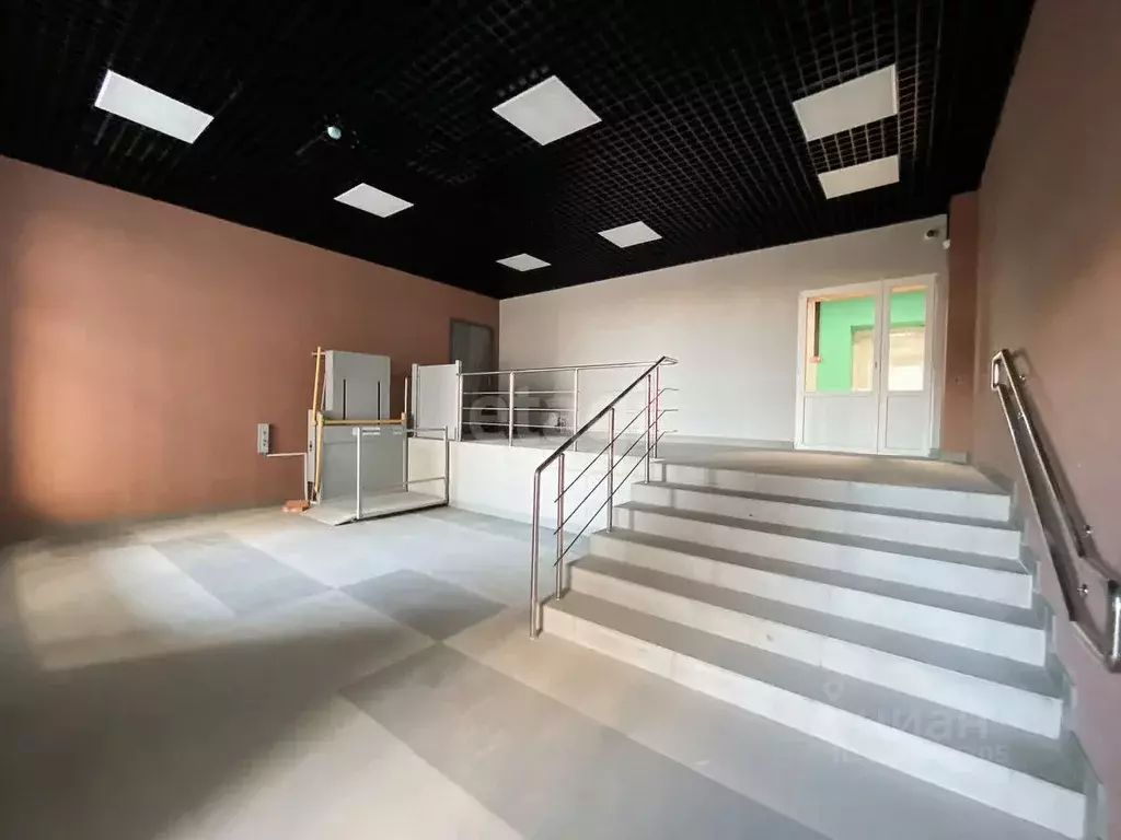 2-к кв. Оренбургская область, Оренбург ул. Неплюева, 2 (72.3 м) - Фото 0