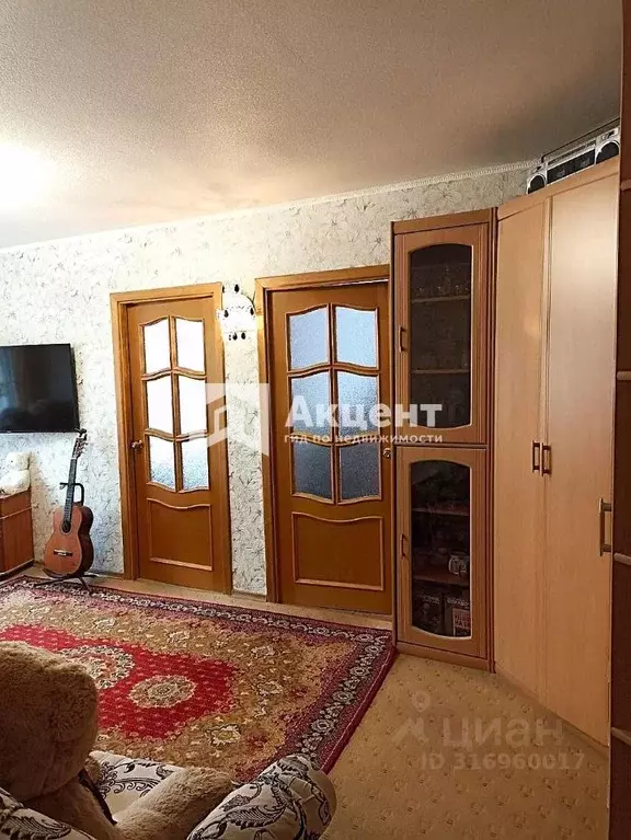 3-к кв. Ивановская область, Кохма ул. Ивановская, 38/3 (49.2 м) - Фото 0