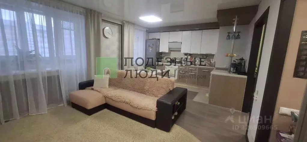 3-к кв. Самарская область, Сызрань просп. 50 лет Октября, 79 (70.4 м) - Фото 2