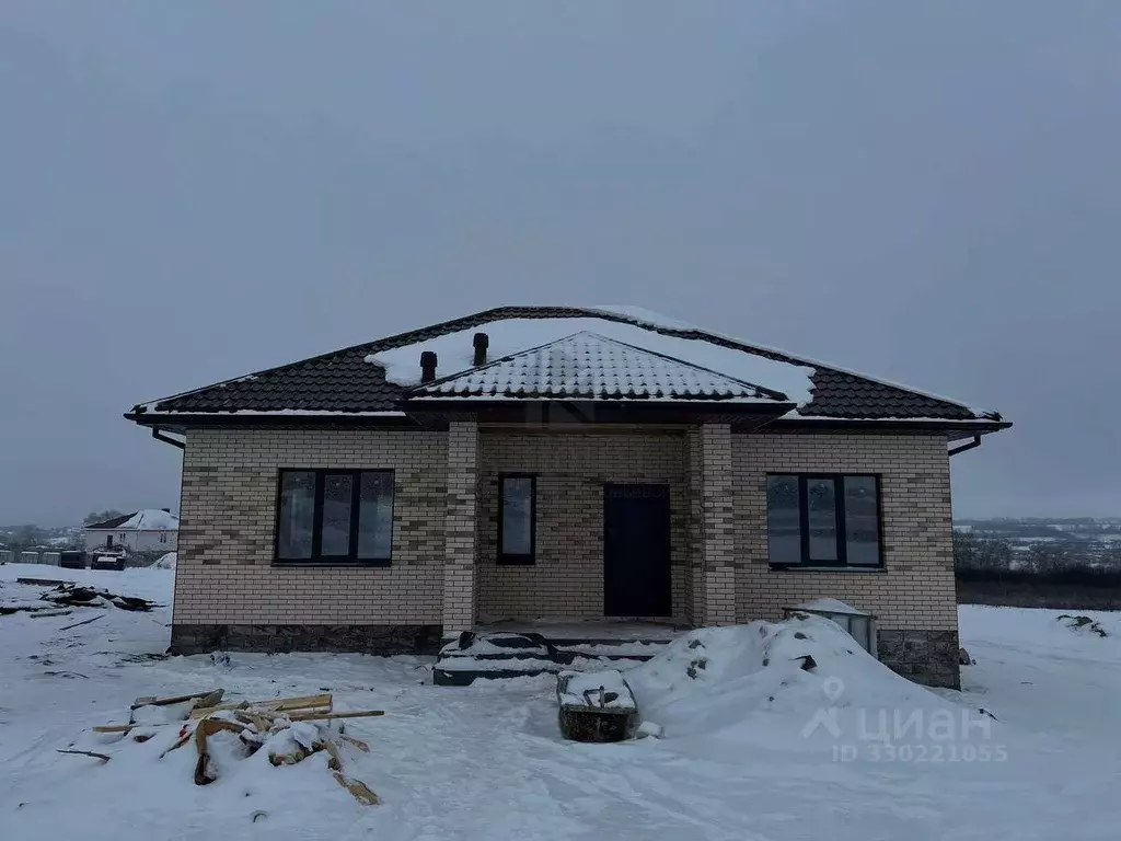 Дом в Белгородская область, Белгород Муравская ул. (100 м) - Фото 1