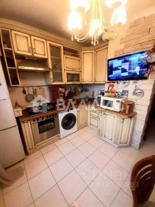 3-к кв. Московская область, Одинцово ул. Чистяковой, 2 (74.9 м) - Фото 0
