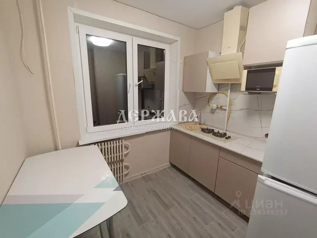 Комната Белгородская область, Старый Оскол Парковый мкр, 38 (20.0 м) - Фото 1