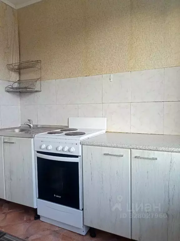 2-к кв. Челябинская область, Челябинск ул. Братьев Кашириных, 105А ... - Фото 1