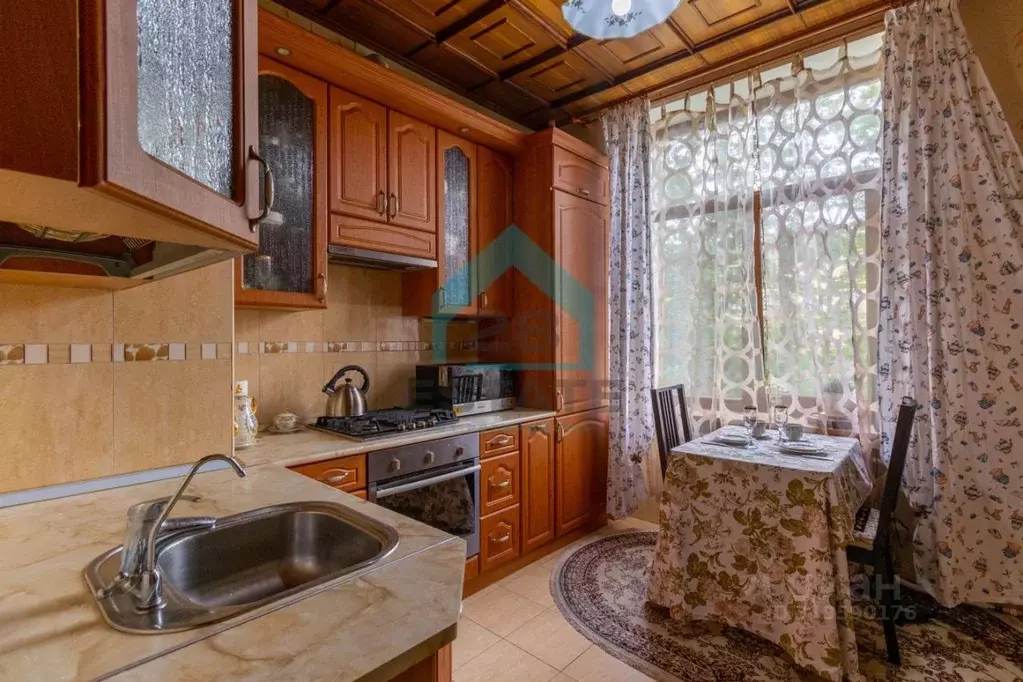 3-к кв. Санкт-Петербург ул. Севастьянова, 4 (72.3 м) - Фото 0