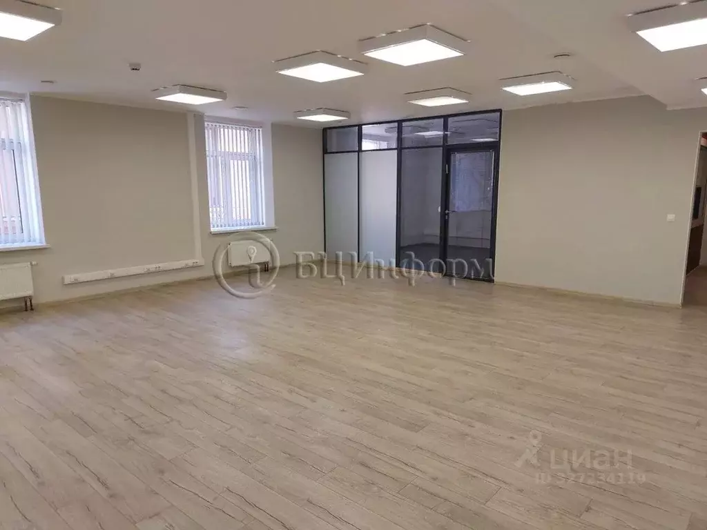 Офис в Санкт-Петербург ул. Чайковского, 29 (331 м) - Фото 1