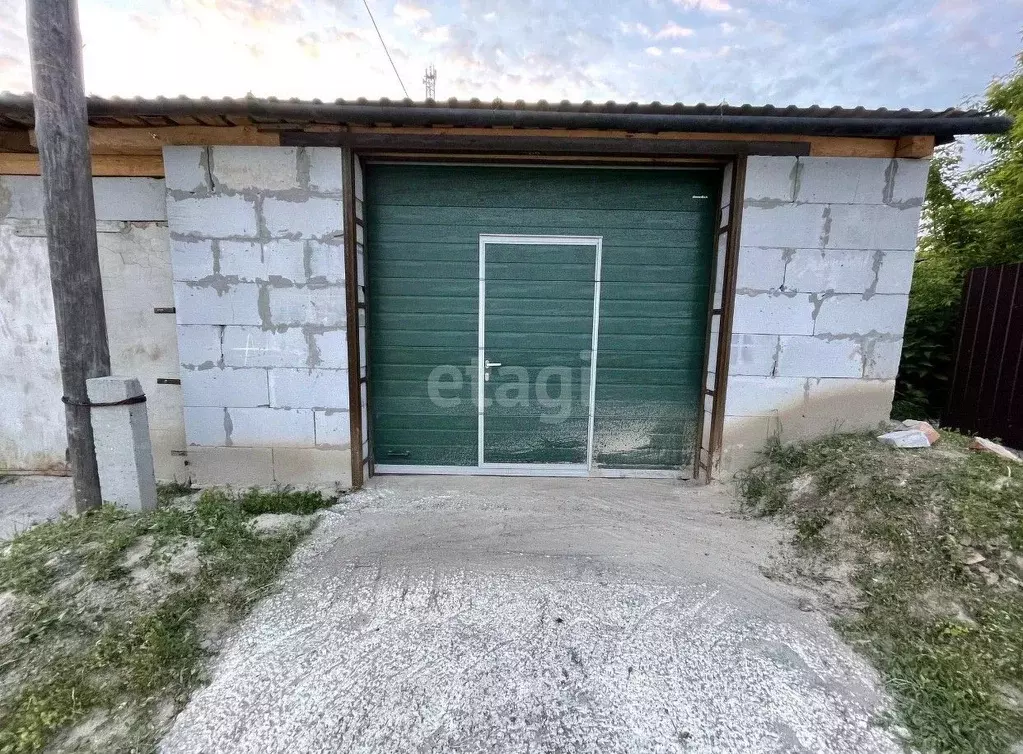 Гараж в Тюменская область, с. Нижняя Тавда ул. Ленина, 19 (28 м) - Фото 1