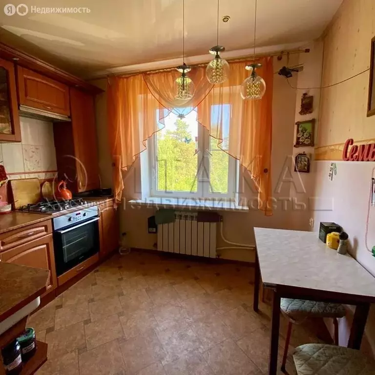 4-комнатная квартира: Выборг, Школьная улица, 10 (74.5 м) - Фото 0