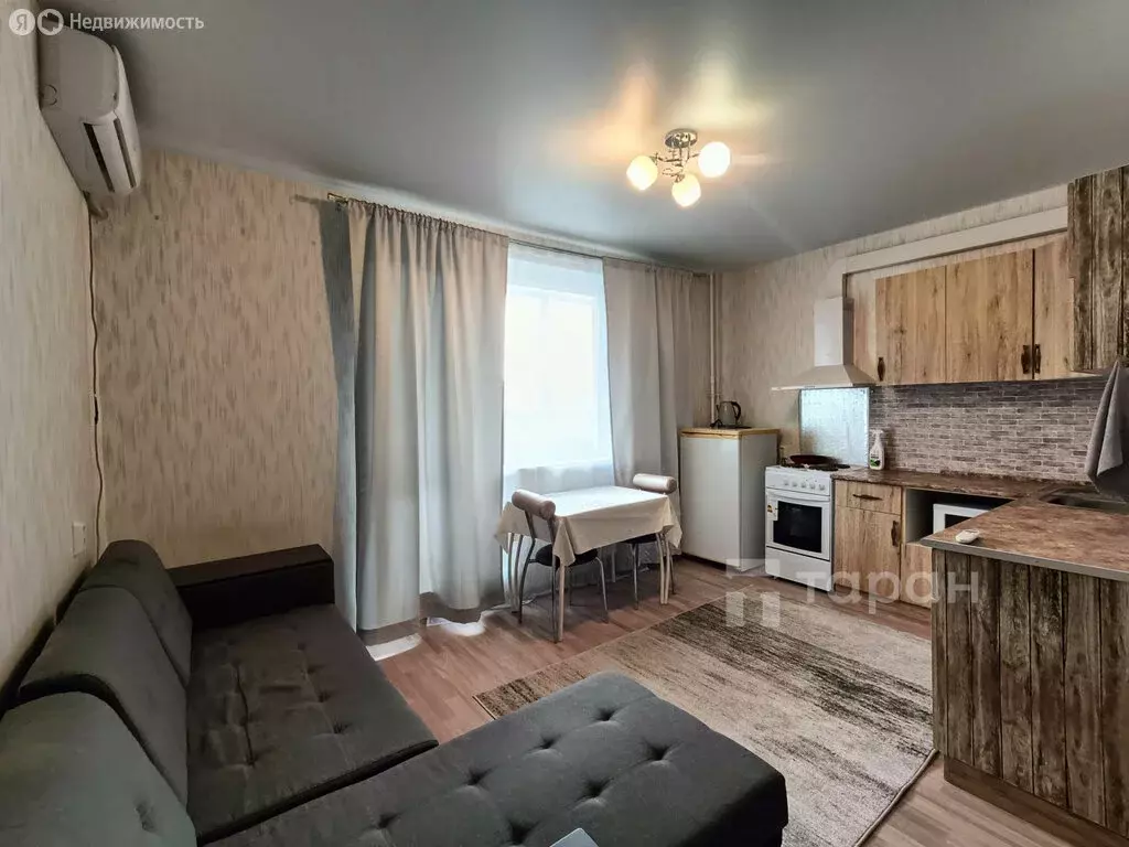 1-комнатная квартира: Челябинск, улица Доватора, 3 (30 м) - Фото 1