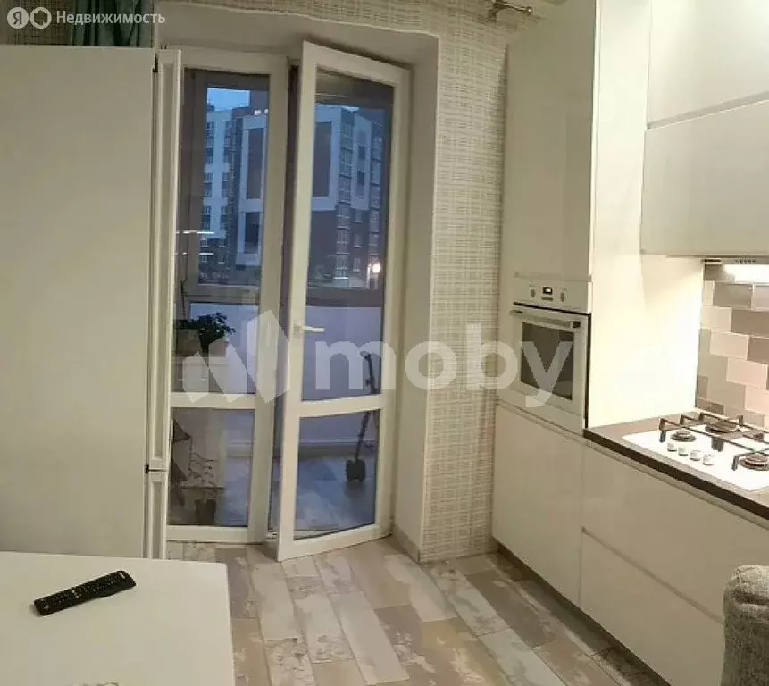 1-комнатная квартира: Калининград, улица Генерала Челнокова, 58 (36.6 ... - Фото 2