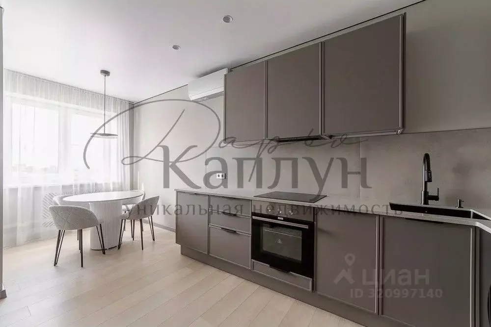 2-к кв. Нижегородская область, Нижний Новгород Сенная пл., 1 (63.0 м) - Фото 2