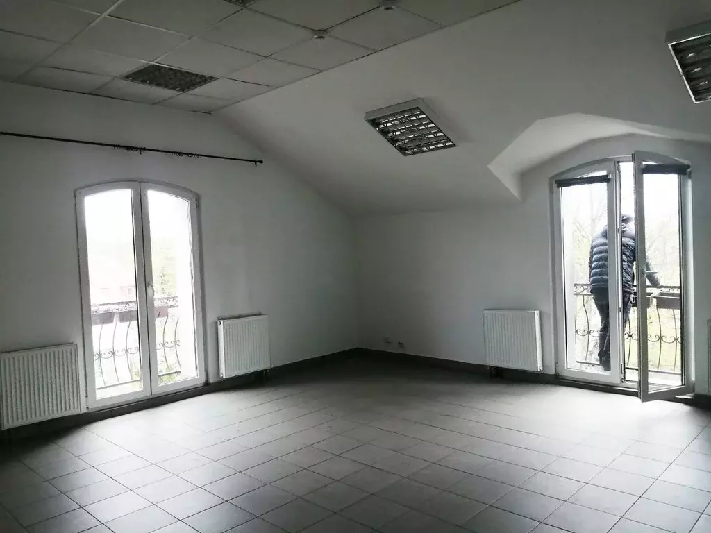 Офис в Калининградская область, Калининград просп. Победы (33 м) - Фото 2