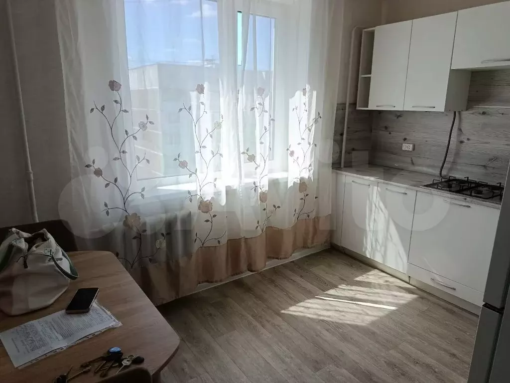 1-к. квартира, 42 м, 9/9 эт. - Фото 1