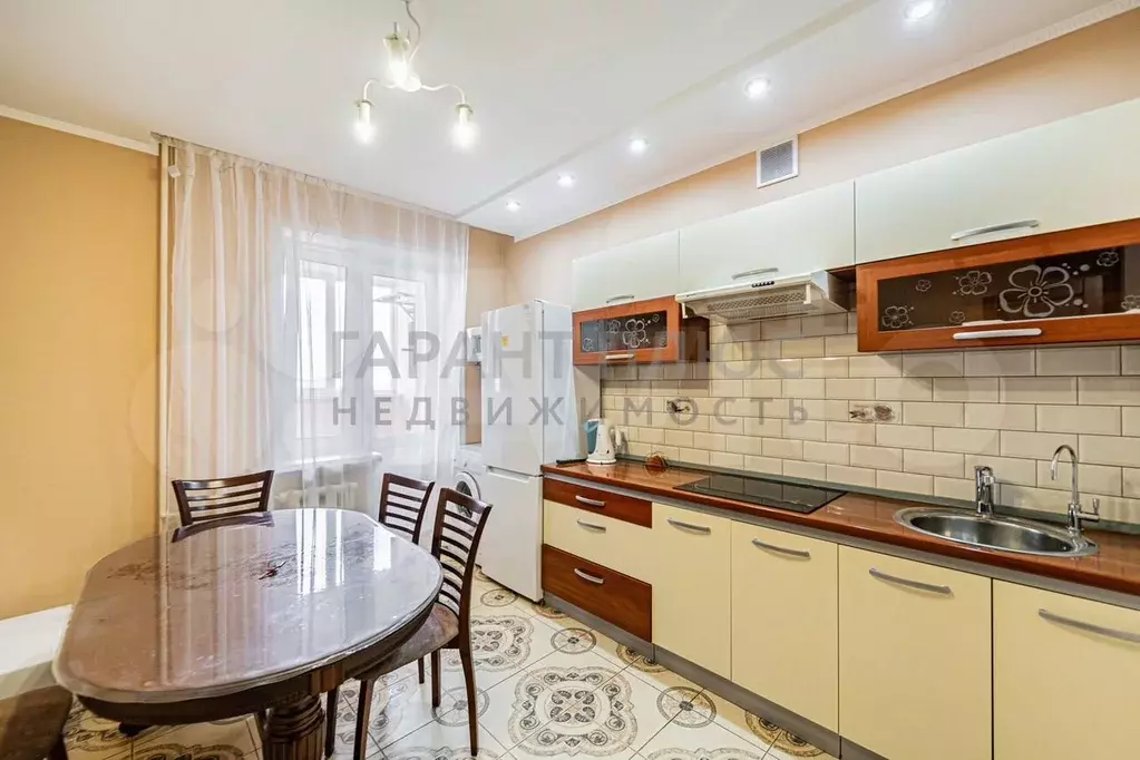 1-к. квартира, 50 м, 12/15 эт. - Фото 0