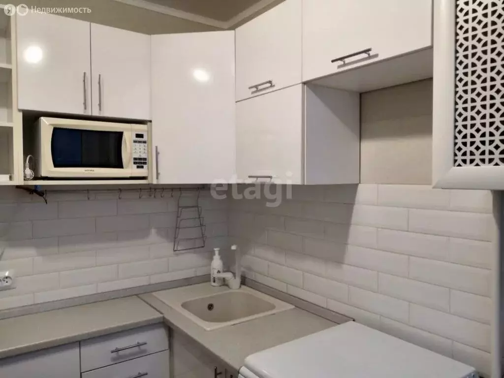 2-комнатная квартира: Шебекино, улица Ленина, 41 (45.6 м) - Фото 1