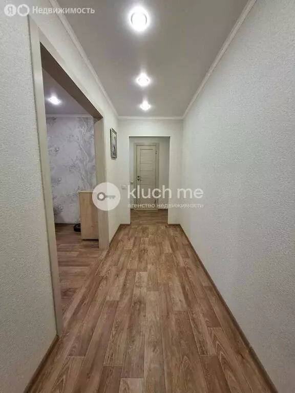 3-комнатная квартира: Казань, улица Адоратского, 9 (66 м) - Фото 2