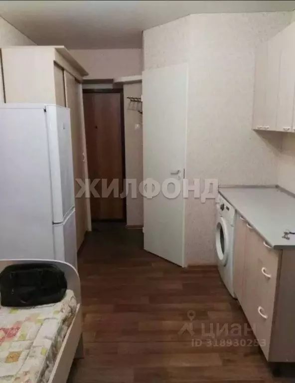 Студия Томская область, Томск ул. Сергея Лазо, 14 (16.7 м) - Фото 1