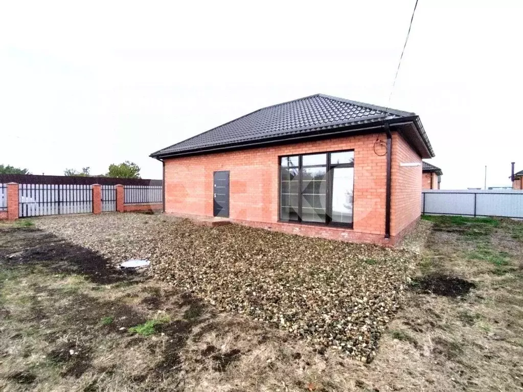 Дом в Краснодарский край, Кореновский район, Платнировское с/пос, ... - Фото 1