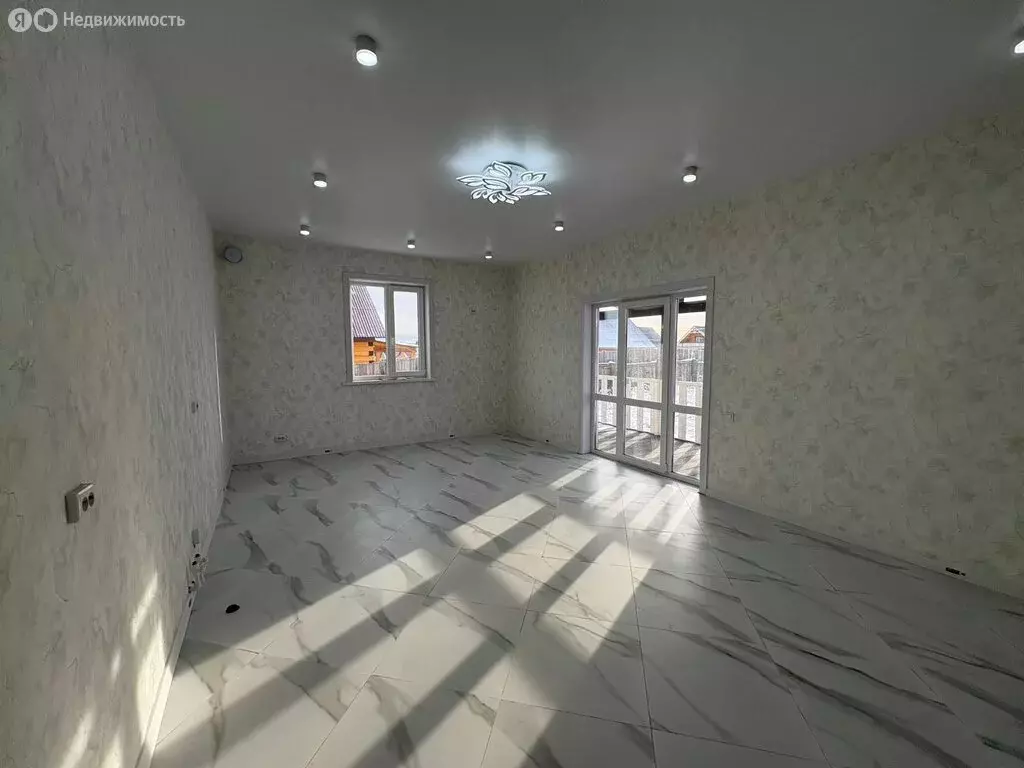 Дом в Грановщина, улица Юрия Никулина (190 м) - Фото 1