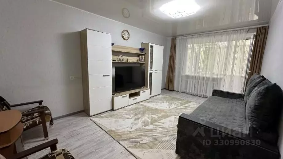 1-к кв. Татарстан, Зеленодольск ул. Энгельса, 5 (32.5 м) - Фото 1