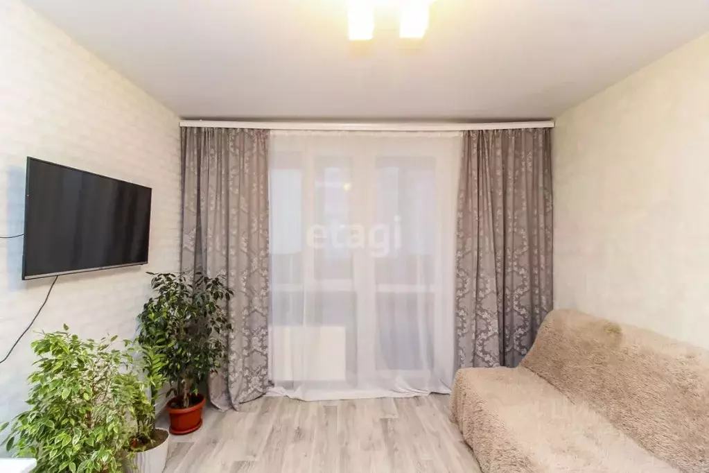 Студия Тюменская область, Тюмень Мелиораторов мкр, ул. Голышева, 10 ... - Фото 0