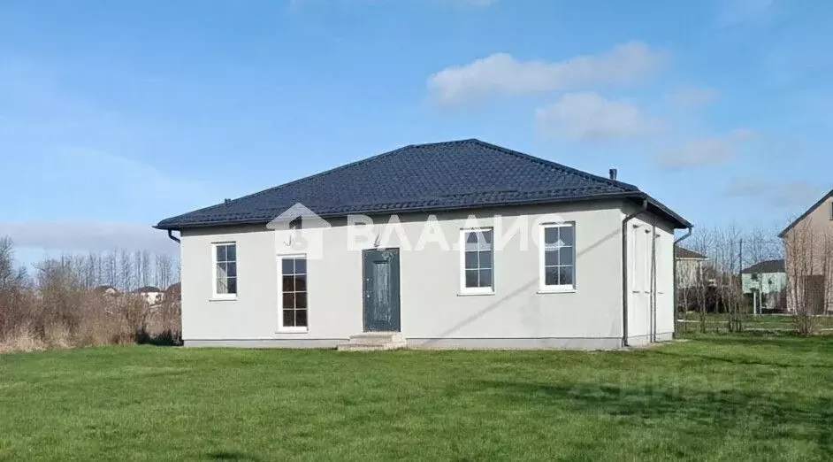 Дом в Калининградская область, Гурьевский муниципальный округ, пос. ... - Фото 1