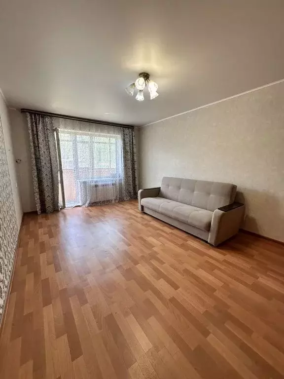 1-к кв. Омская область, Омск просп. Комарова, 1 (38.0 м) - Фото 0