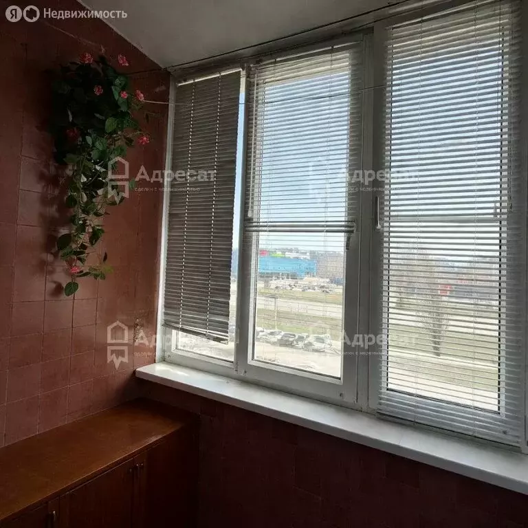 3-комнатная квартира: Волжский, улица Александрова, 13 (59.7 м) - Фото 1