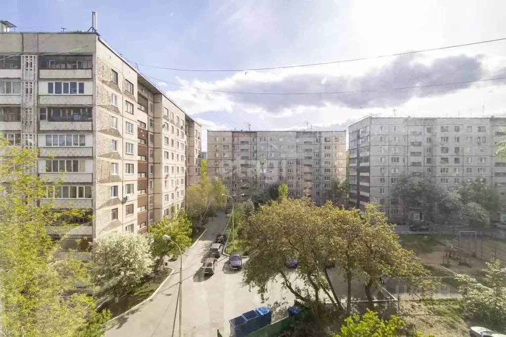 Комната Тюменская область, Тюмень Фабричная ул., 22 (11.9 м) - Фото 1