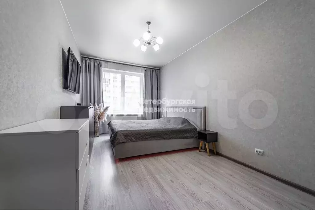 1-к. квартира, 43 м, 4/10 эт. - Фото 1