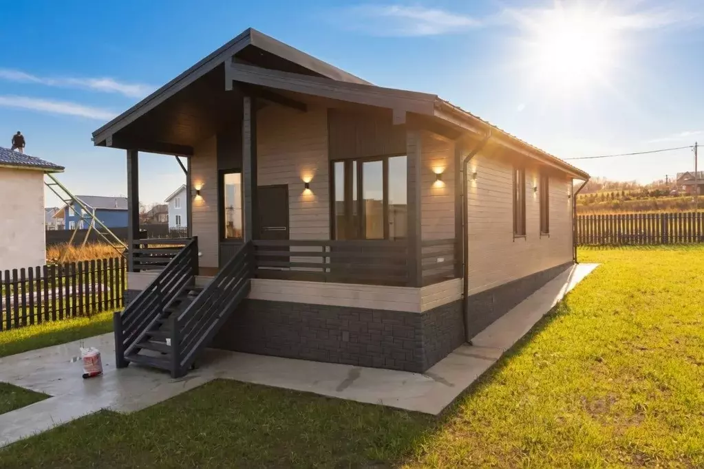 Дом в Ленинградская область, Ломоносовский район, Аннинское городское ... - Фото 1