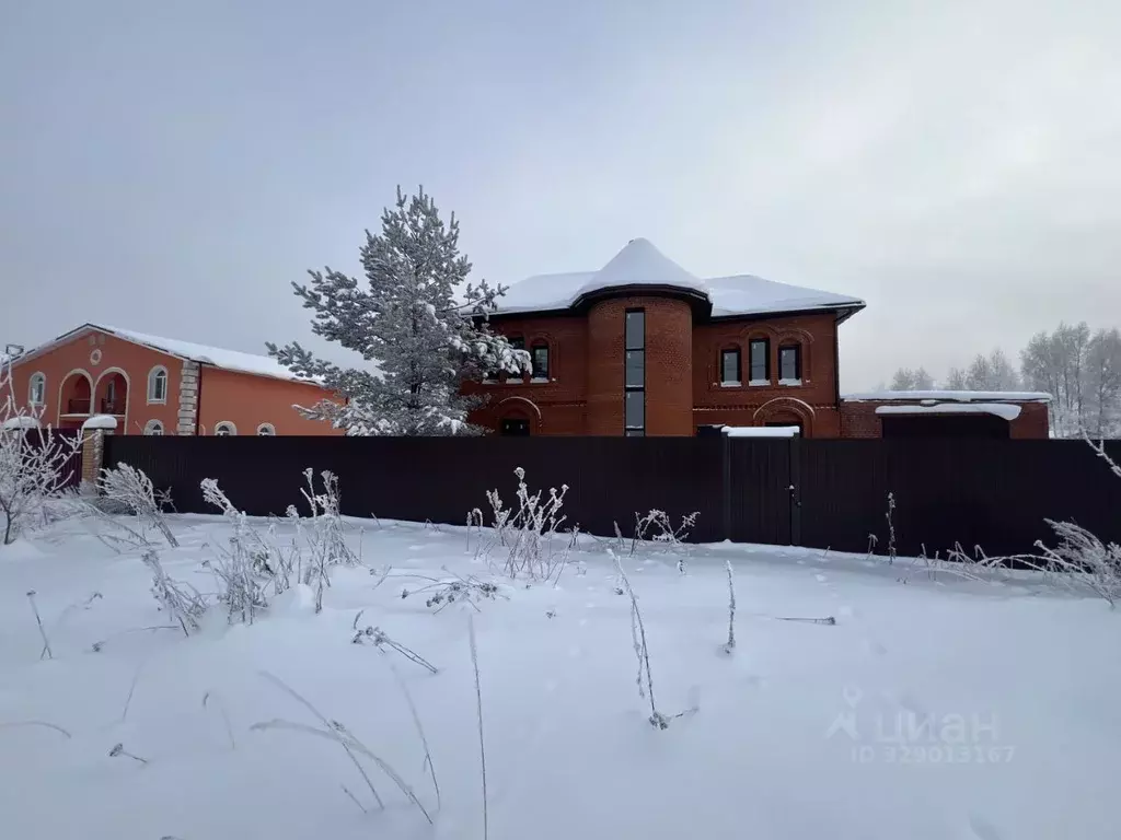 Дом в Московская область, Клин городской округ, с. Спас-Заулок ул. ... - Фото 1