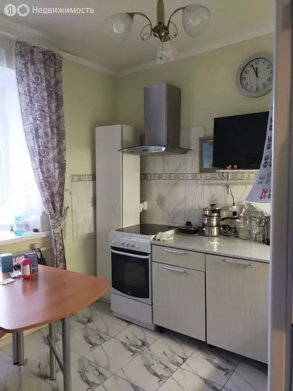 1-комнатная квартира: Великий Новгород, район Колмово, улица Щусева, ... - Фото 2