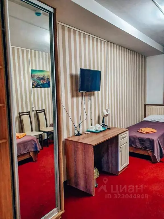 Комната Бурятия, Муйский муниципальный округ, Таксимо пгт ул. 70 лет ... - Фото 1