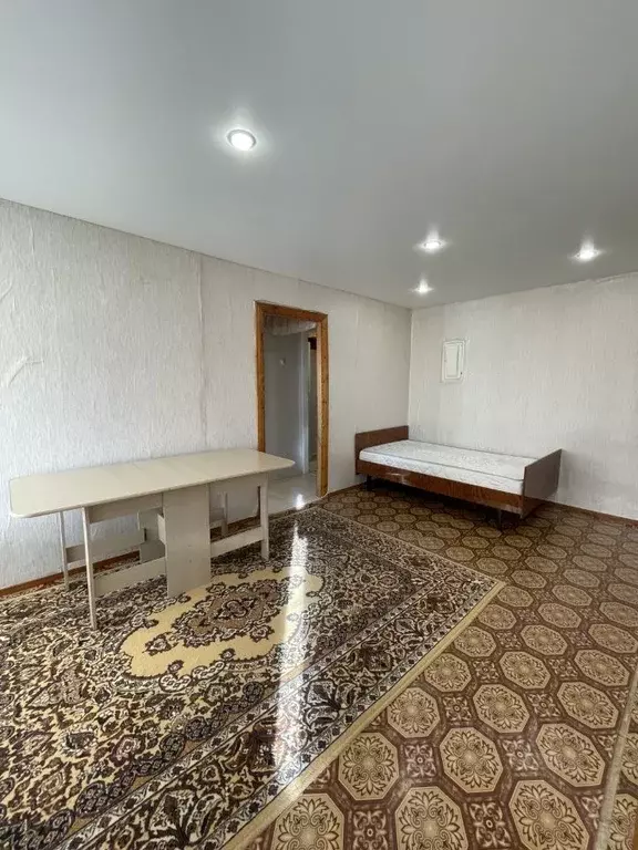 3-к кв. Оренбургская область, Оренбург Туркестанская ул., 8В (41.6 м) - Фото 1