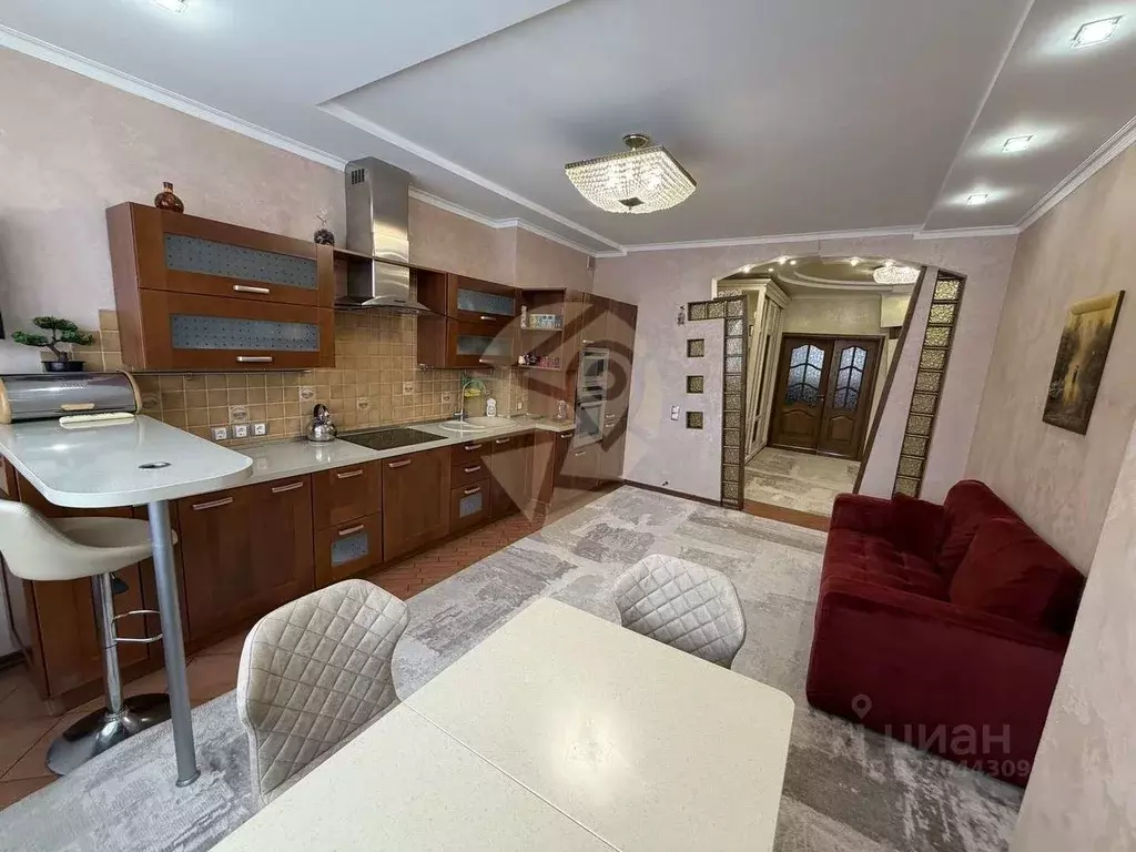 3-к кв. Белгородская область, Старый Оскол Степной мкр, 1 (104.0 м) - Фото 2