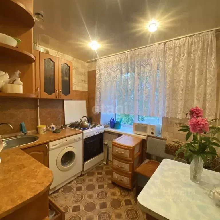 3-к кв. Башкортостан, Стерлитамак ул. Худайбердина, 70 (57.6 м) - Фото 0