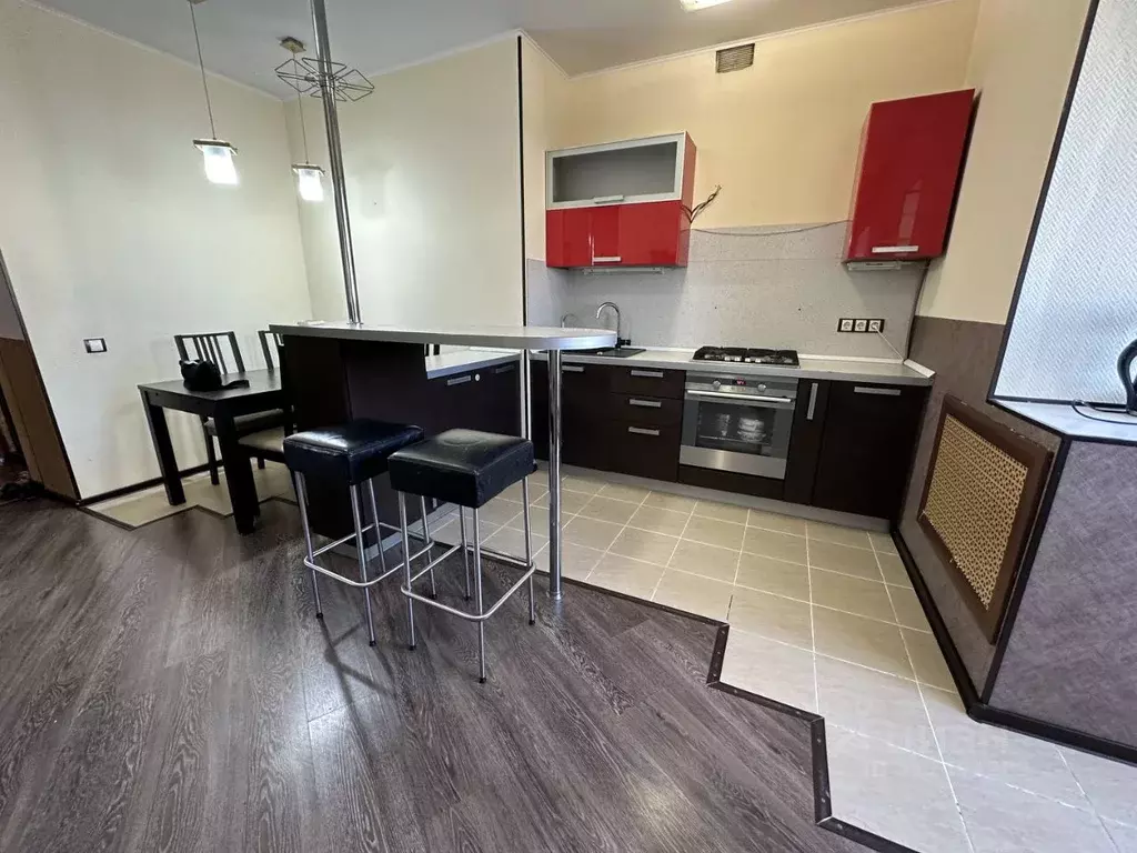 2-к кв. Татарстан, Казань ул. Аделя Кутуя, 44а (60.0 м) - Фото 0
