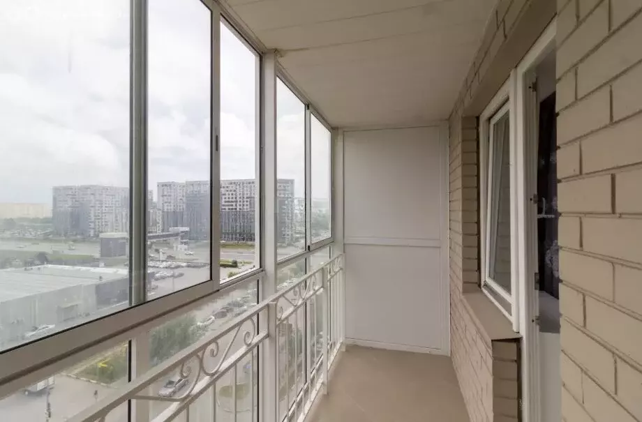 Квартира-студия: Тюмень, Кремлёвская улица, 112к4 (38.4 м) - Фото 1