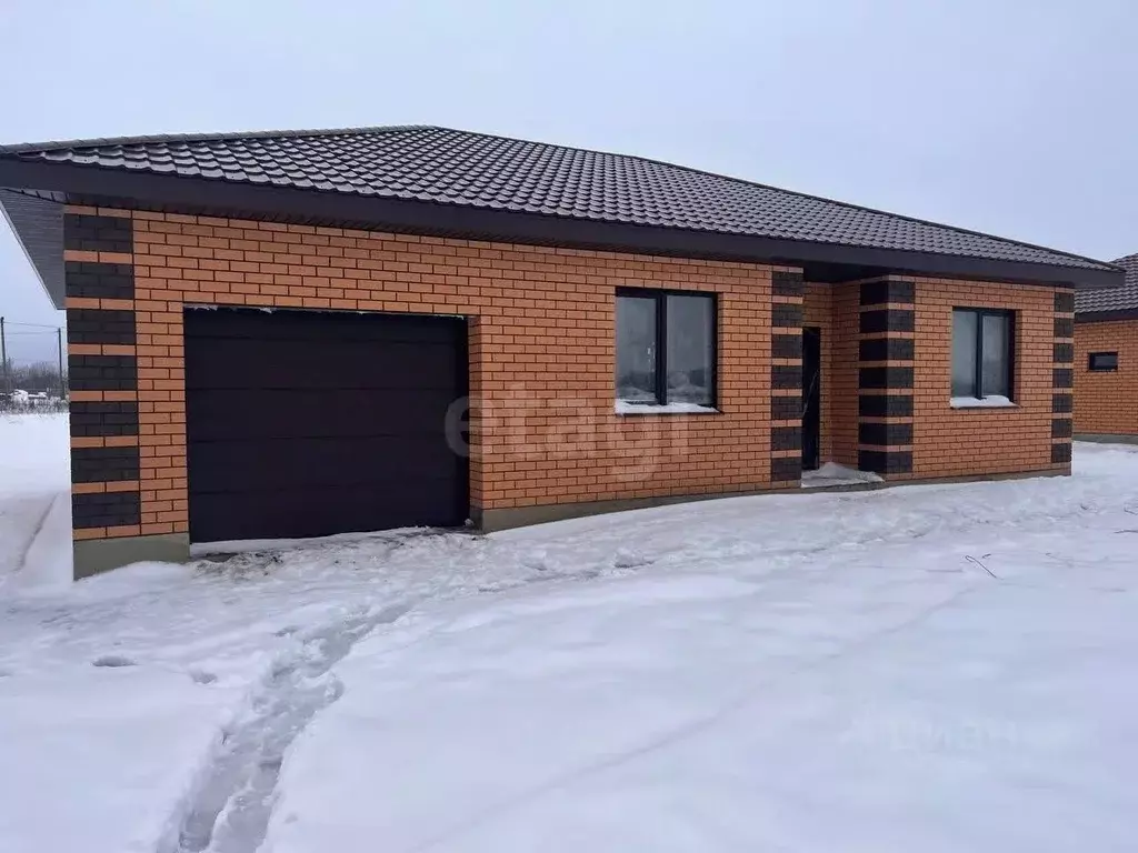 Дом в Липецкая область, Липецкий муниципальный округ, с. Косыревка ул. ... - Фото 1