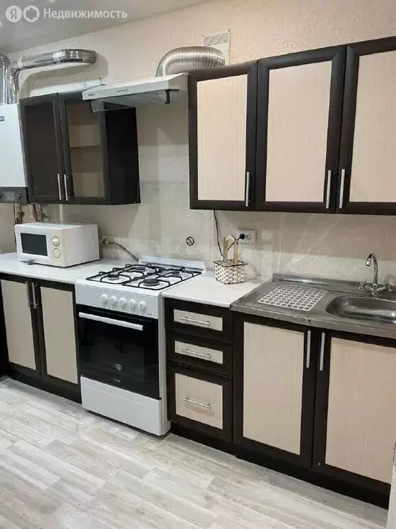 2-комнатная квартира: Михайловск, улица Ишкова, 93 (43 м) - Фото 1