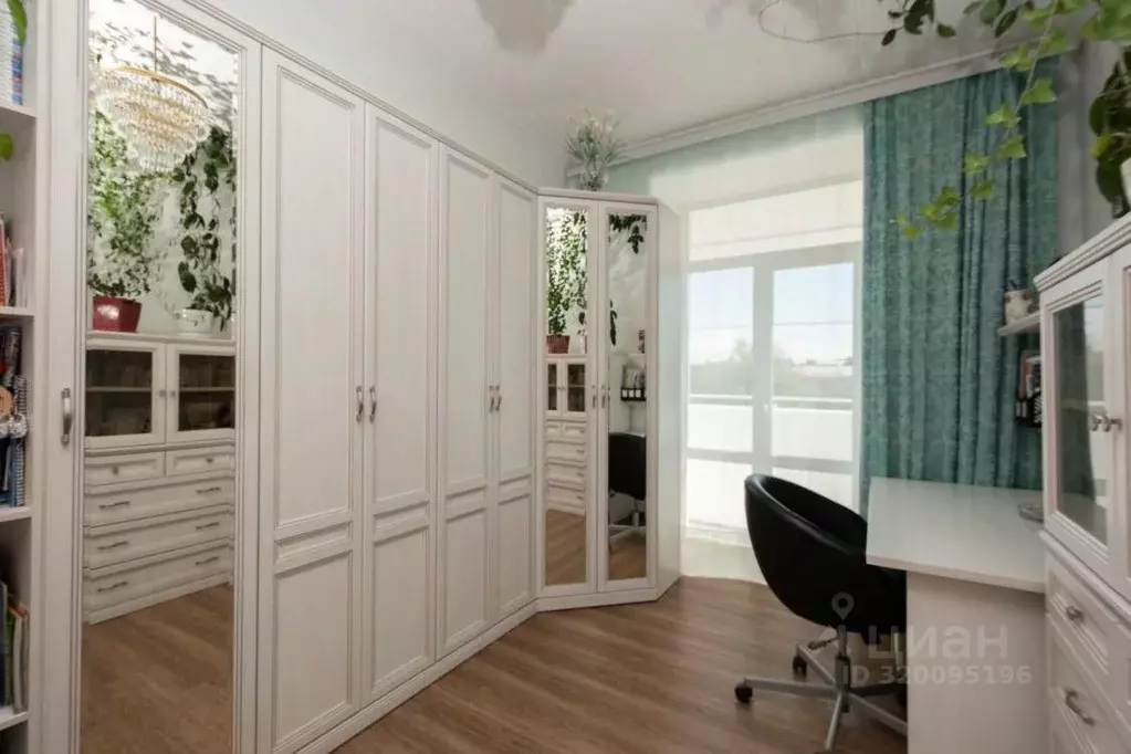 3-к кв. Иркутская область, Иркутск ул. Марата, 62/2 (62.8 м) - Фото 1