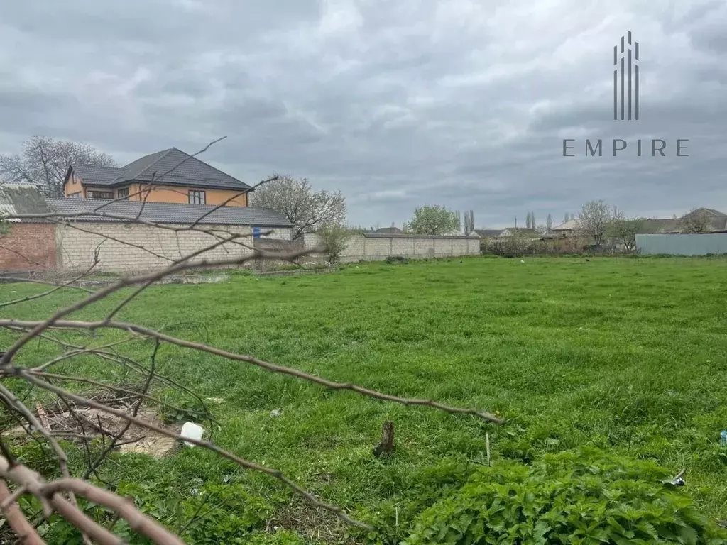 Участок в Чеченская республика, Урус-Мартановский район, с. Гехи ул. ... - Фото 0