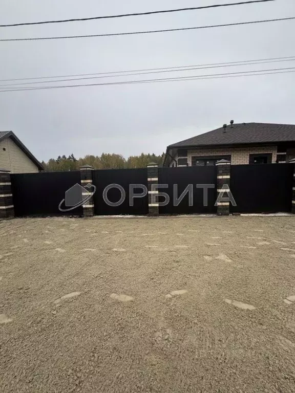 Дом в Тюменская область, Тюменский муниципальный округ, д. Ушакова ул. ... - Фото 1