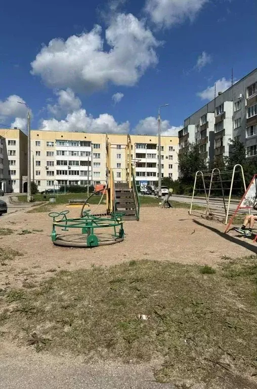 3-к кв. Псковская область, Псков ул. Петрова, 2 (67.7 м) - Фото 1