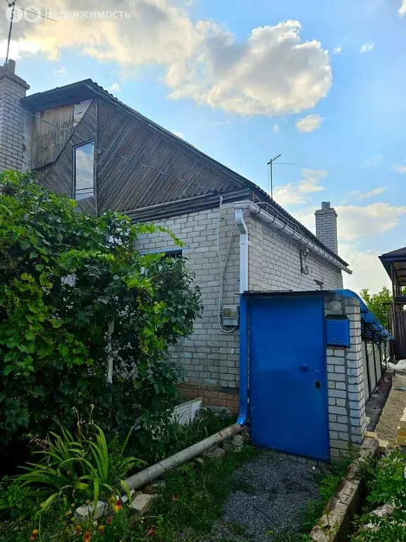 Дом в Волгоград, улица Щаденко (234.4 м) - Фото 0
