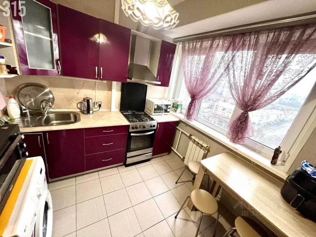 3-к кв. Орловская область, Орел пл. Поликарпова, 10 (54.8 м) - Фото 2