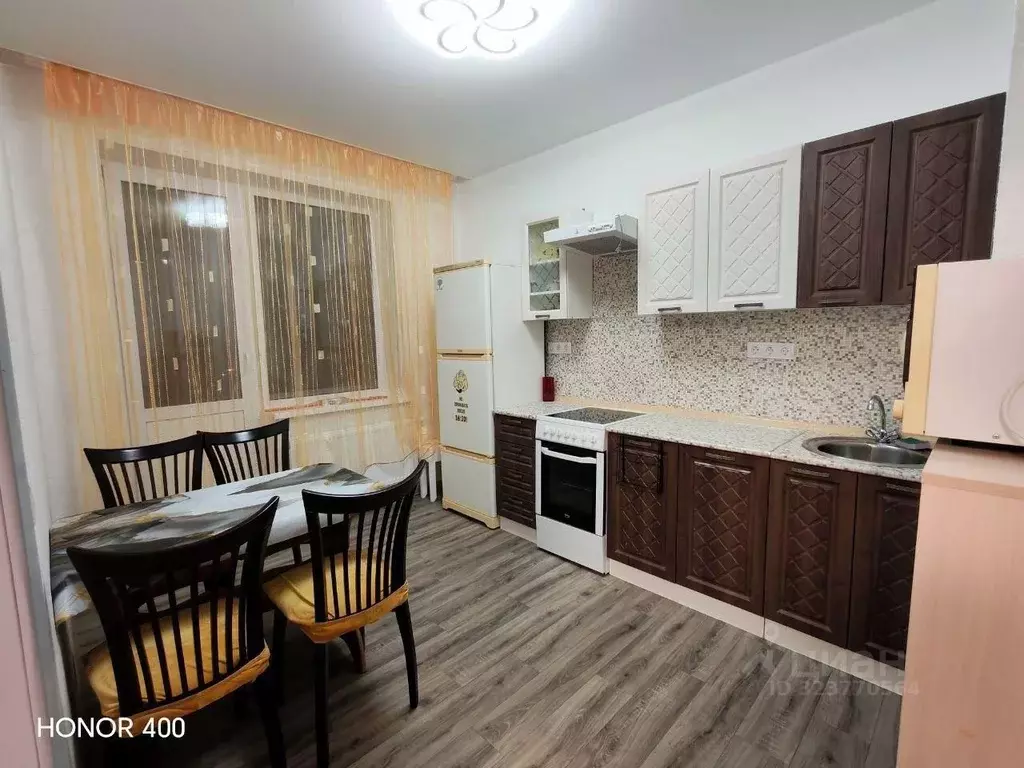 2-к кв. Ханты-Мансийский АО, Сургут Университетская ул., 43 (49.5 м) - Фото 1