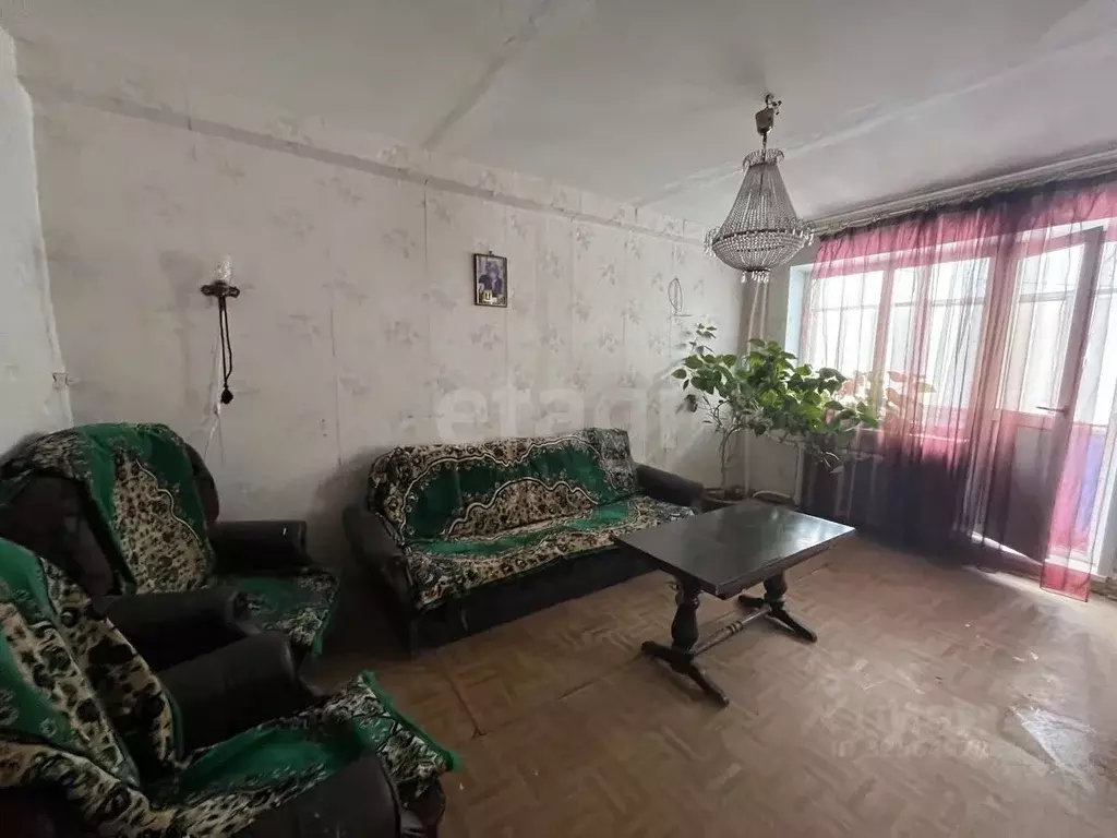 3-к кв. Саратовская область, Красноармейск 5-й мкр, 10 (60.0 м) - Фото 1